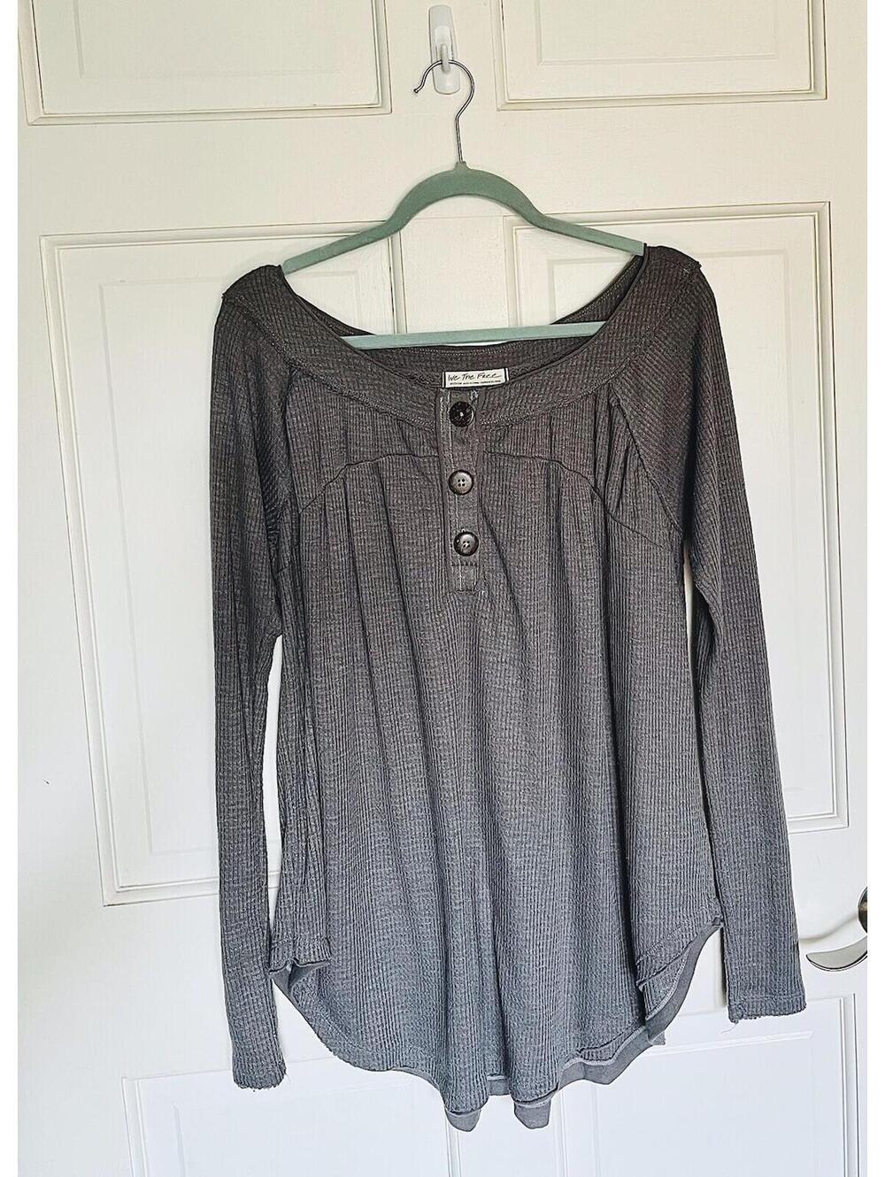 NWOT FREE PEOPLE Women’s Thermal, Waffle Knit, Henley, Pullover Shirt Grey SizeM